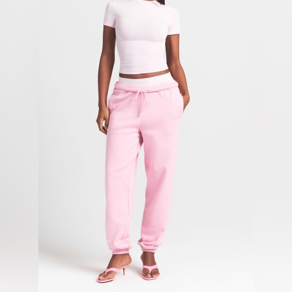 SKIMS Classic Women’s Fleece Jogger Halite Pink Sweatpants Cozy Lounge Pants EUC